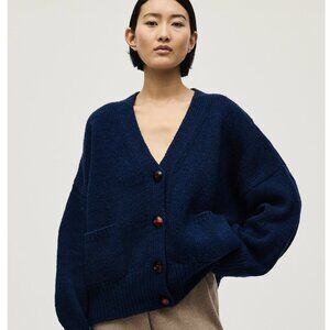 Babaa Navy Blue Chunky V‑Neck Button Cardigan